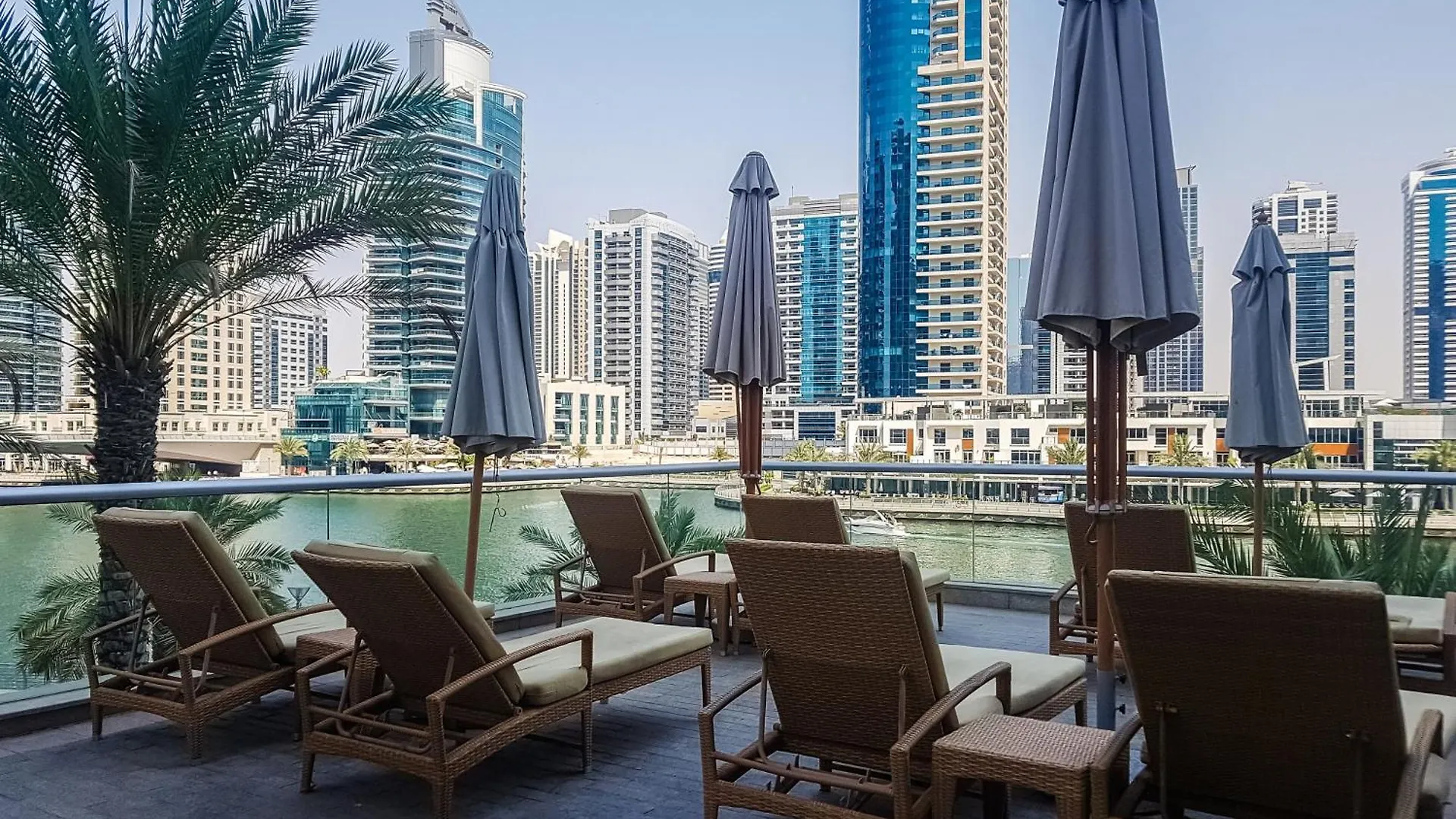 Maison Privee - Blissful Living With Dubai Marina Waterfront Views United Arab Emirates